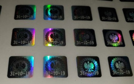 Wzór hologramów studenckich ELS w kontekście zniżek studenckich